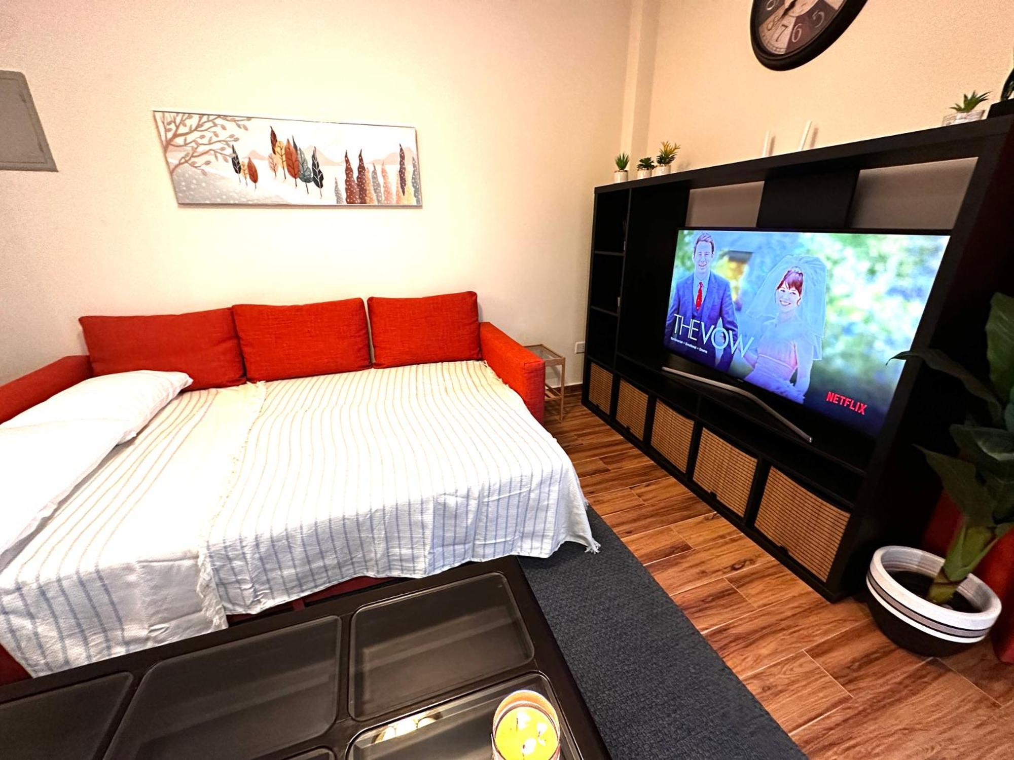 Rated 1bedroom In Karma Compound Sheikh Zayed - Only Families & Single Travelers *